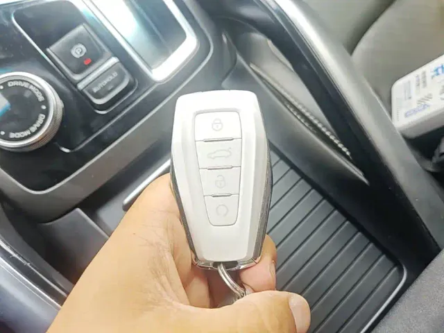 Geely Boyue — Фото автомобиля 16