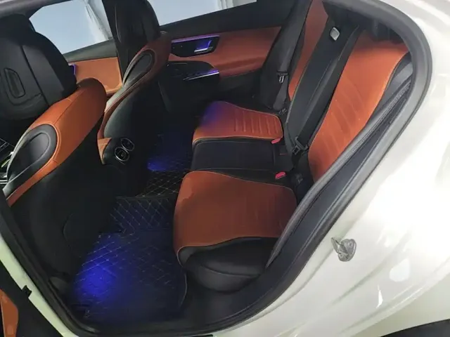 Mercedes-Benz Mercedes-Benz C-Class 2022 Facelift C 200 L Sport — Фото автомобиля 16
