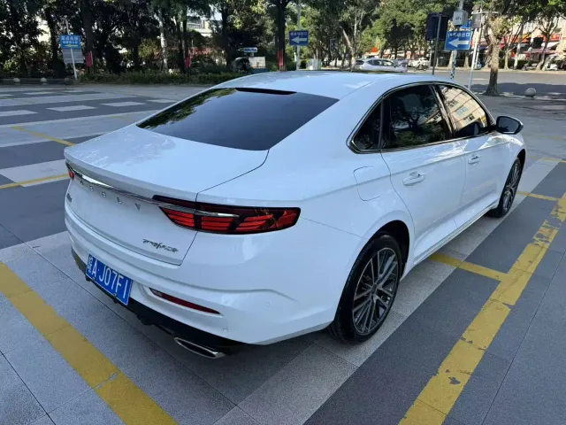 Geely Xingrui — Фото автомобиля 6