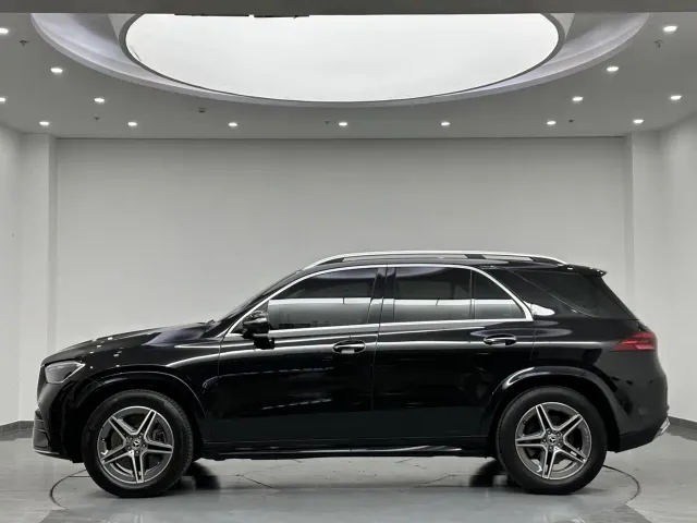 Mercedes-Benz GLE-Class — Фото автомобиля 5
