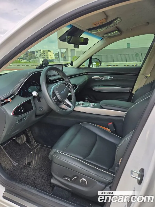Genesis GV70 Electrified GV70 — Фото автомобиля 10