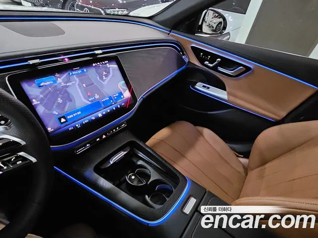 Mercedes-Benz E-Class W214 — Фото автомобиля 9
