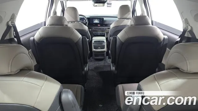 Kia Carnival Generation 4 — Фото автомобиля 27
