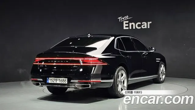 Genesis G90 Бензин 3.5 турбо AWD — Фото автомобиля 2
