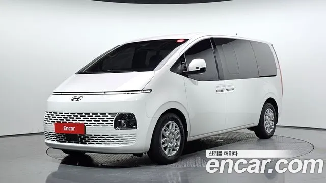 Фотография автомобиля — Hyundai Staria