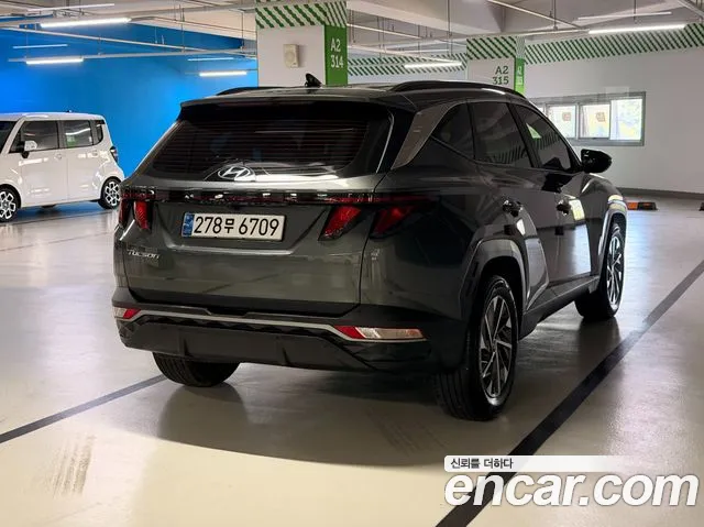Hyundai Tucson — Фото автомобиля 3