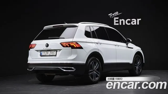 Volkswagen Tiguan Tiguan 2 поколение 2.0 TDI Prestige — Фото автомобиля 2