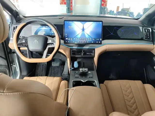 BYD Song L DM-i — Фото автомобиля 9