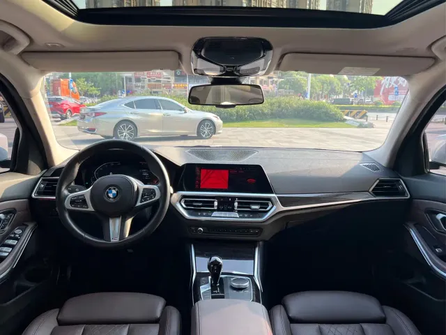 BMW 3 Series — Фото автомобиля 9