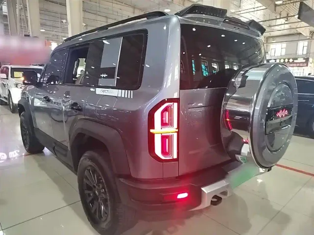 BYD FangChengBao Leopard 5 — Фото автомобиля 4