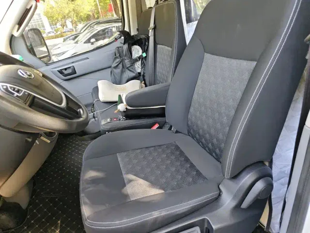 Maxus Xintu V80 — Фото автомобиля 11