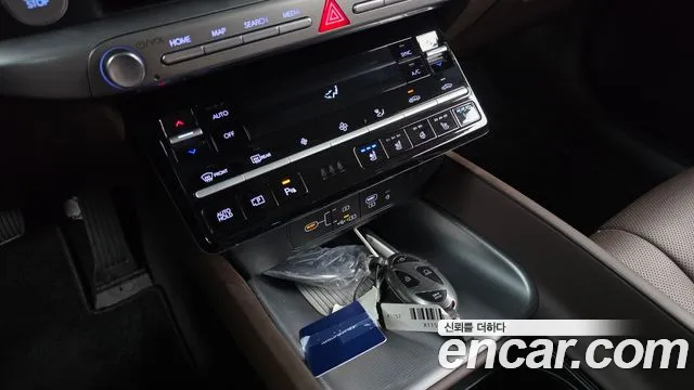 Hyundai Grandeur GN7 — Фото автомобиля 23