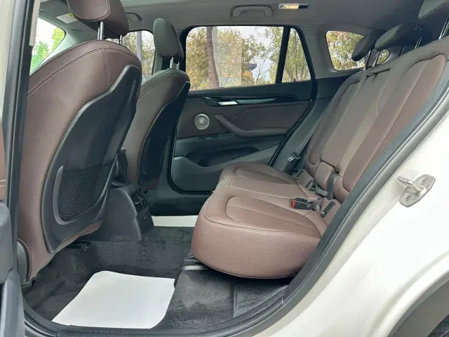 BMW X1 — Фото автомобиля 15