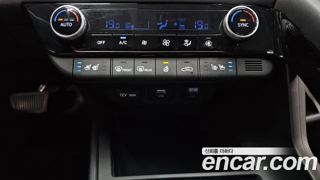 Hyundai AVANTE Avante (CN7) — Фото автомобиля 17