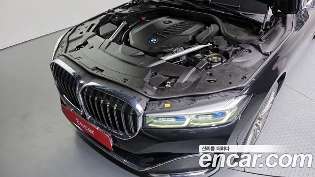 BMW 7 Series — Фото автомобиля 6