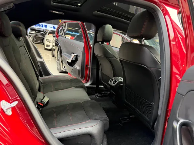 Mercedes-Benz A-Class — Фото автомобиля 20