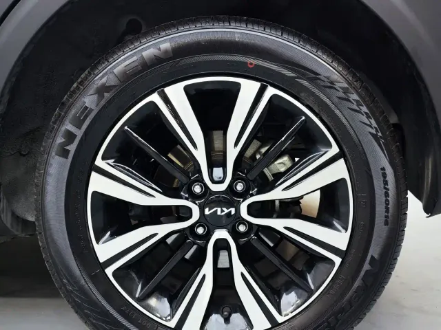 Kia KX1 — Фото автомобиля 13