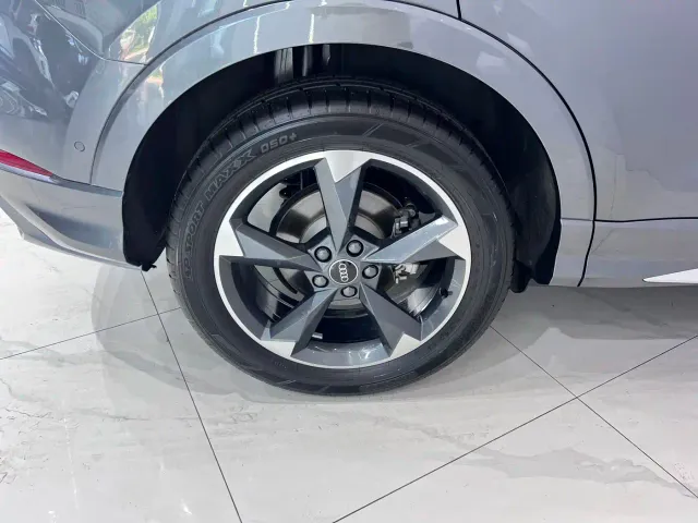 Audi Q3 — Фото автомобиля 20