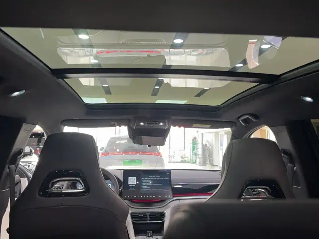 BYD Song PLUS — Фото автомобиля 15