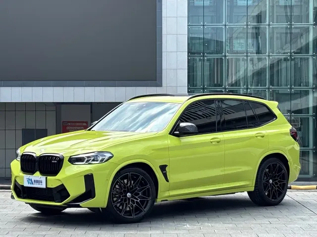 Фотография автомобиля — BMW X3 M