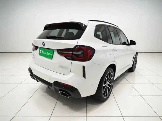 BMW X3 — Фото автомобиля 4