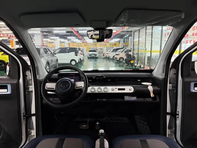 Wuling Hongguang Mini EV — Фото автомобиля 6