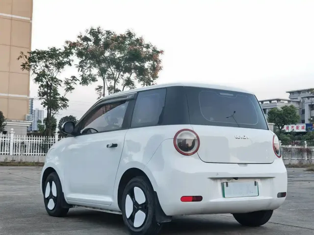Changan Lumin — Фото автомобиля 6