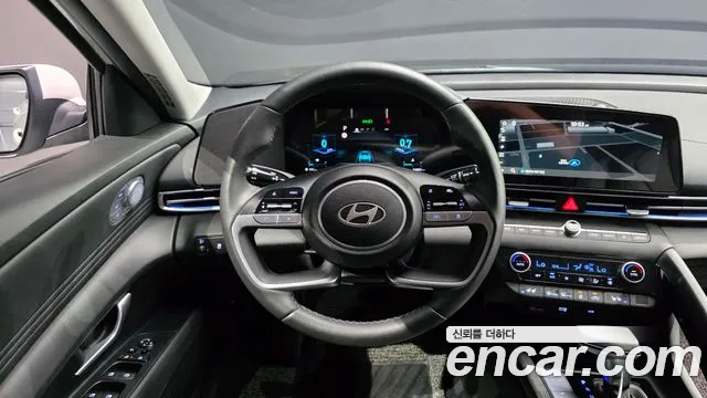 Hyundai Avante CN7 — Фото автомобиля 13