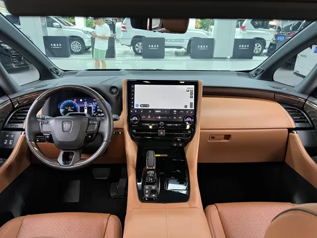 Toyota Vellfire — Фото автомобиля 17