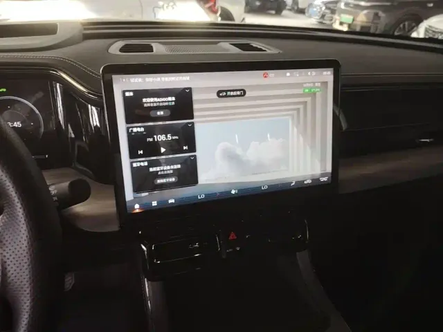 GAC Trumpchi GS8 — Фото автомобиля 12