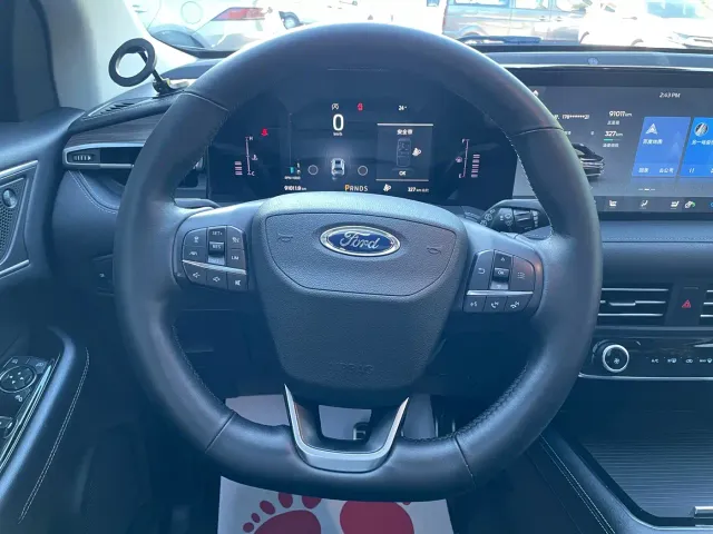Ford Edge — Фото автомобиля 12