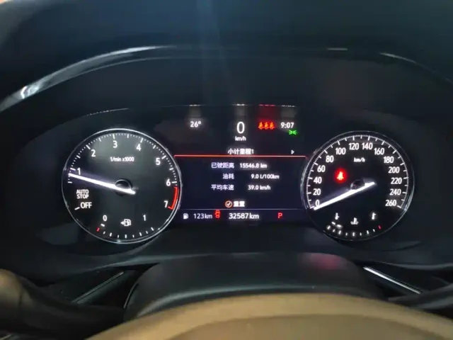 Buick Envision Plus — Фото автомобиля 11