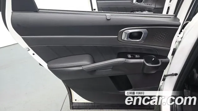 Kia Sorento Sorento 4-е поколение Бензин 2.5T 2WD — Фото автомобиля 22