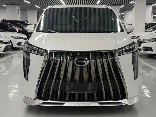 GAC Trumpchi M8 — Фото автомобиля 2