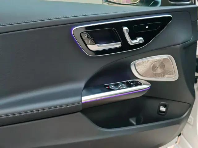 Mercedes-Benz C-Class — Фото автомобиля 13