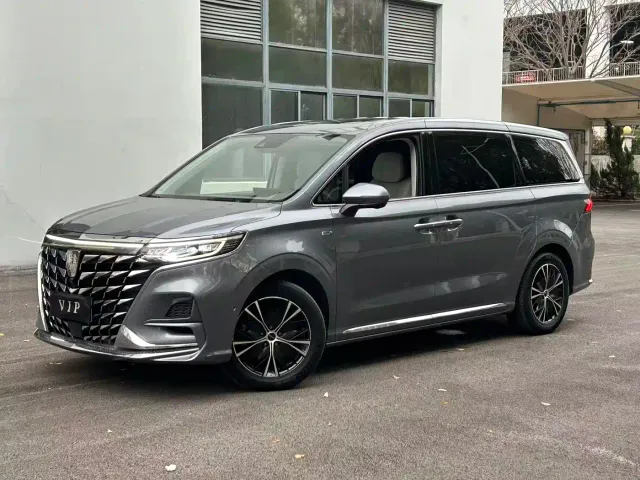 Фотография автомобиля — Roewe iMAX8