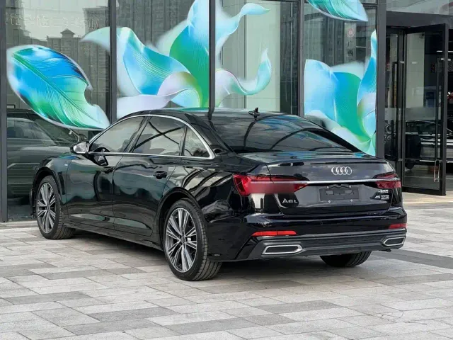 Audi A6L — Фото автомобиля 7
