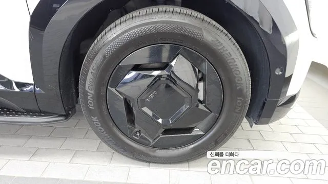 Kia EV9 — Фото автомобиля 6