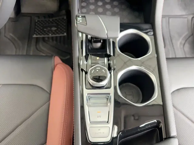 Changan Eado — Фото автомобиля 19