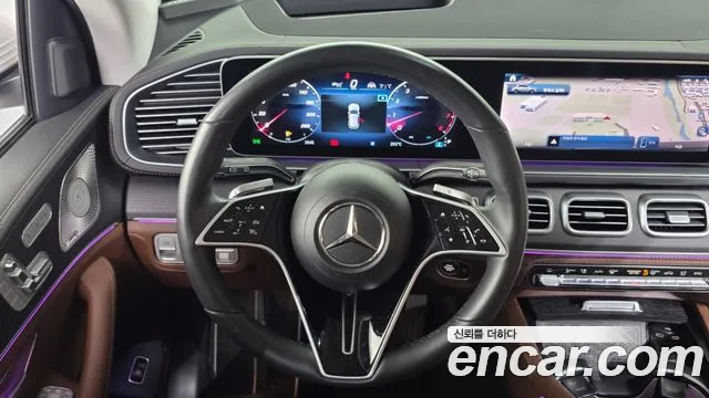 Mercedes-Benz GLE-Class — Фото автомобиля 11