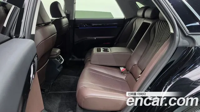Hyundai Grandeur GN7 — Фото автомобиля 17