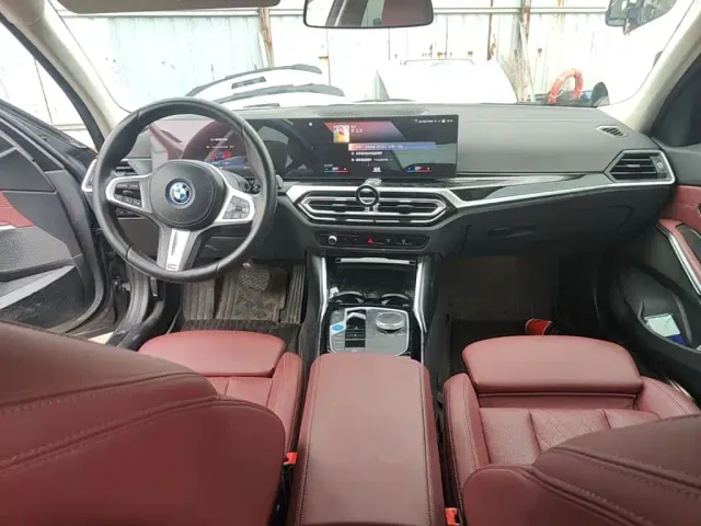BMW i3 — Фото автомобиля 9