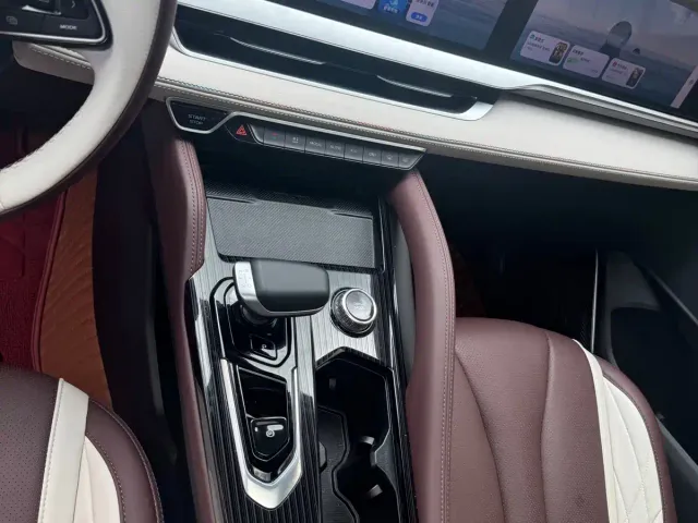 Geely Xingyue L — Фото автомобиля 14