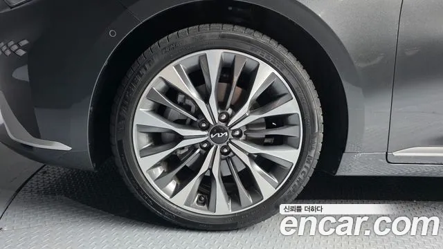 Kia K8 2.5 Бензин 2WD — Фото автомобиля 5
