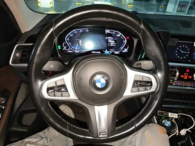BMW BMW 3 Series 2022 320Li M Sport Package — Фото автомобиля 6