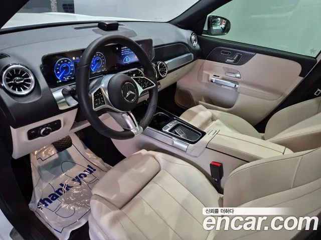 Mercedes-Benz EQB — Фото автомобиля 17