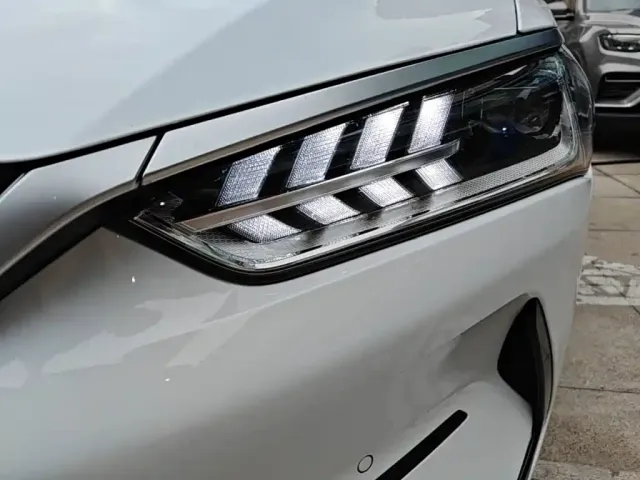 BYD Qin PLUS — Фото автомобиля 23