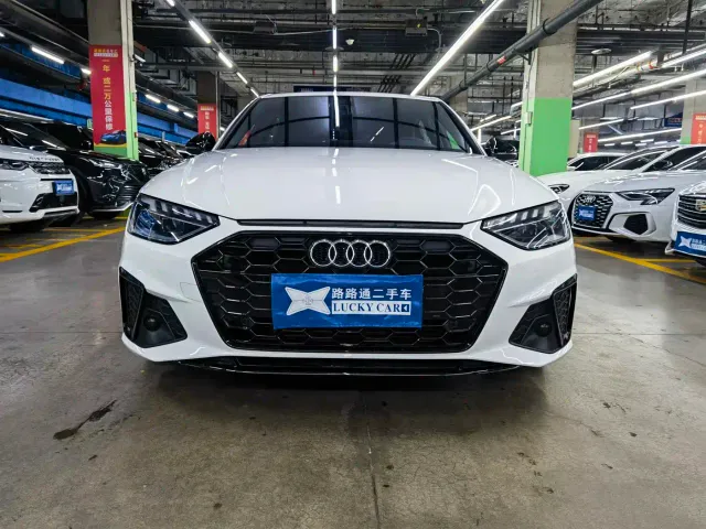 Audi A4L — Фото автомобиля 2