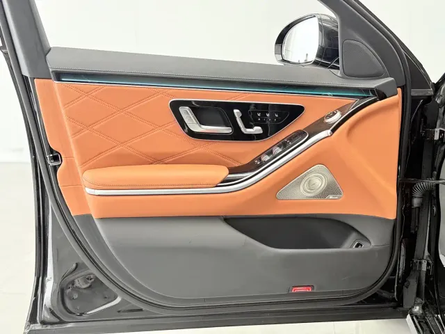 Mercedes-Benz Maybach S-Class — Фото автомобиля 18