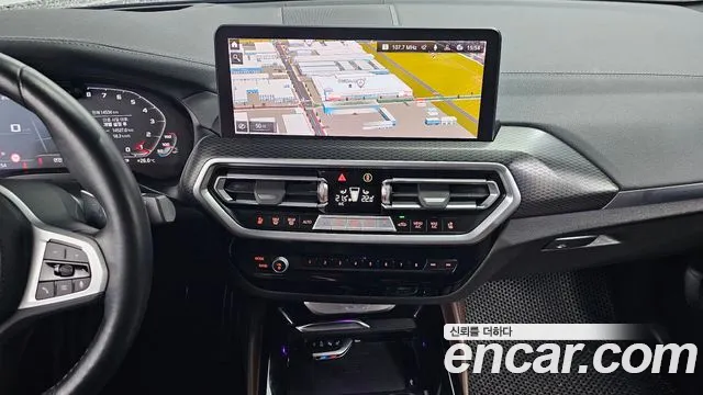 BMW X4 xDrive20i M Sport — Фото автомобиля 13